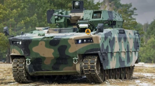 Wojsko Polskie i Rolls-Royce łączą siły. Silniki do Borsuków będą serwisowane w Polsce